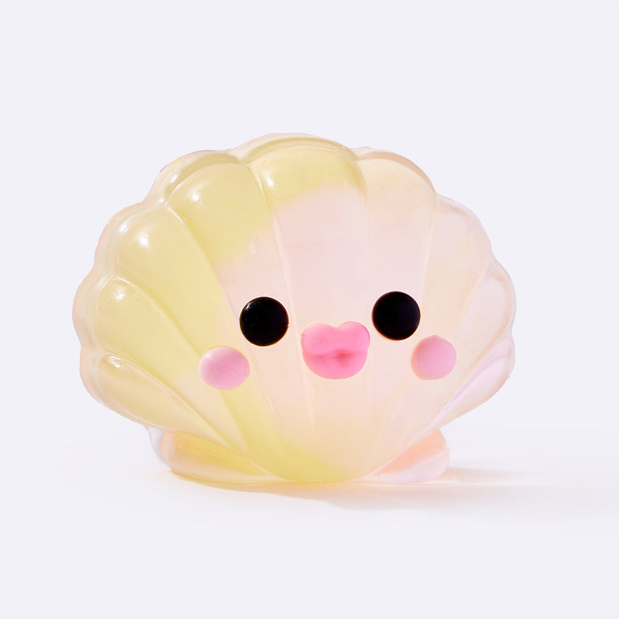 Pouting Shell